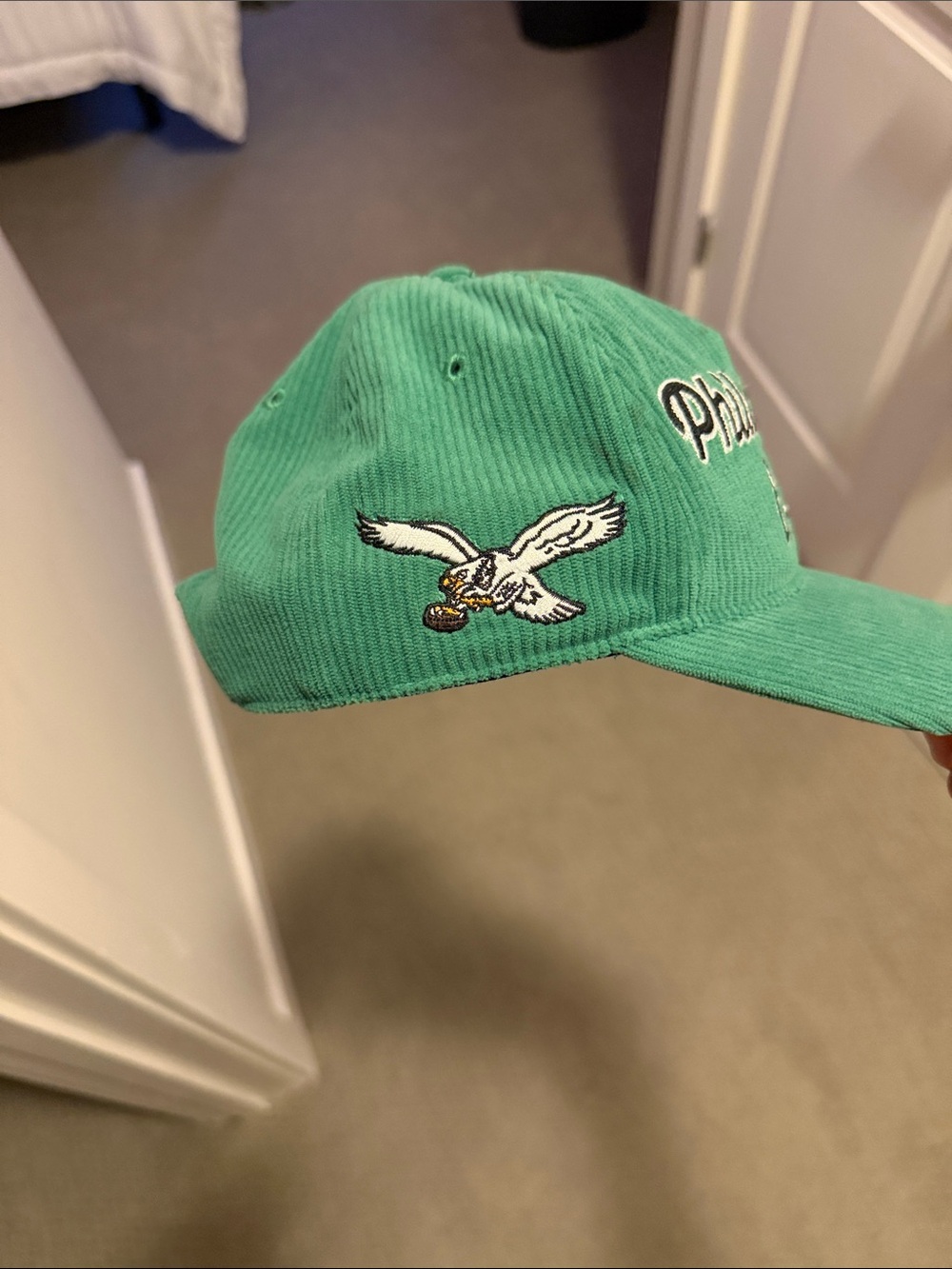 Philadelphia Eagles Green Corduroy Snapback - Picture 3 of 5